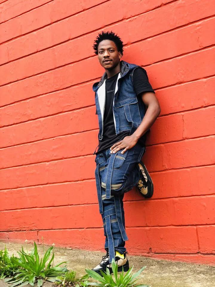 Steel Vest Layer Set worn